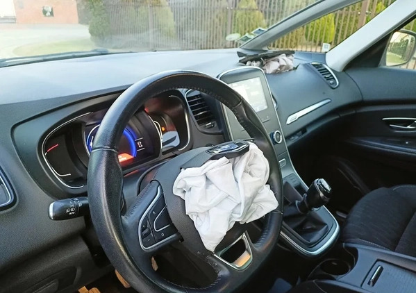 Renault Grand Scenic cena 38600 przebieg: 90000, rok produkcji 2018 z Grodków małe 121
